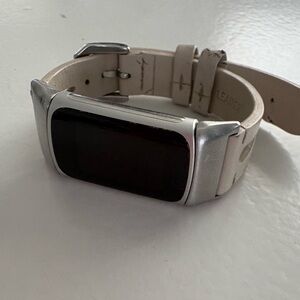 Fitbit charge 6 Silver Smartwatch with Cream Leather Band
